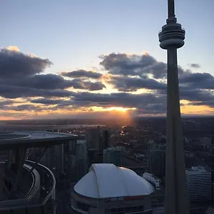 Apartment Ihost Suites Ice Toronto