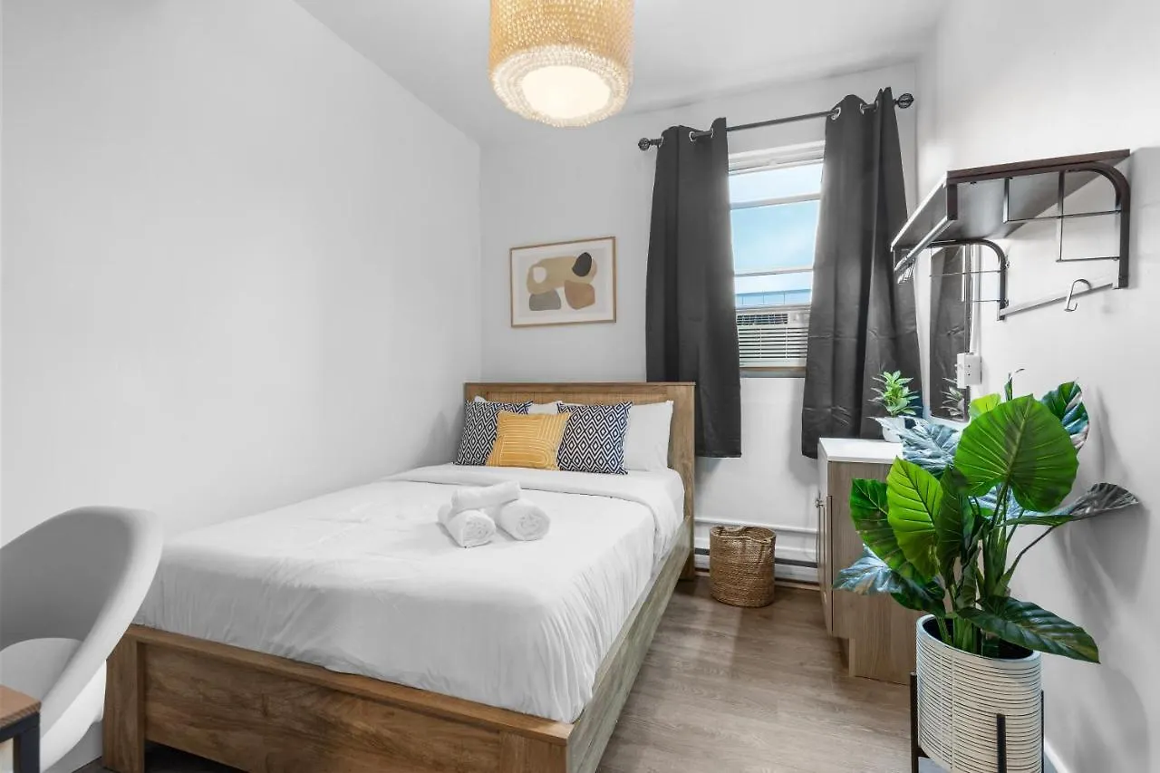 Le Sand & Stone Hotel Montreal